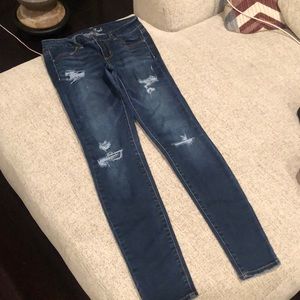 American Eagle Outfitters distressed dark denim 4